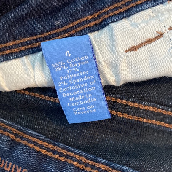 Simply Vera Vera Wang Skinny Dark Wash Jeans - Picture 5 of 7